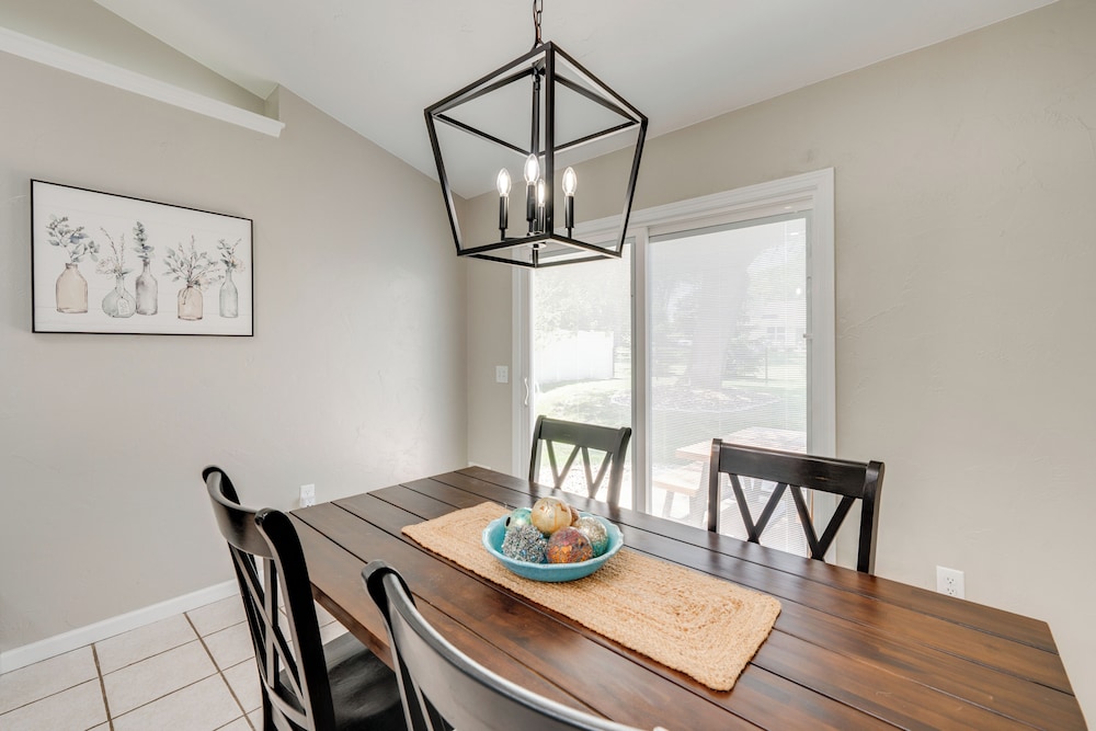 1 Mi to Beach: Dog-friendly Condo in Lake Mills!
