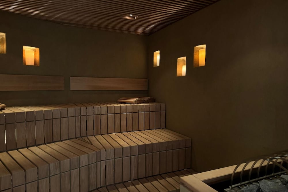 Wellnesshotel ...liebes Rot-Flüh