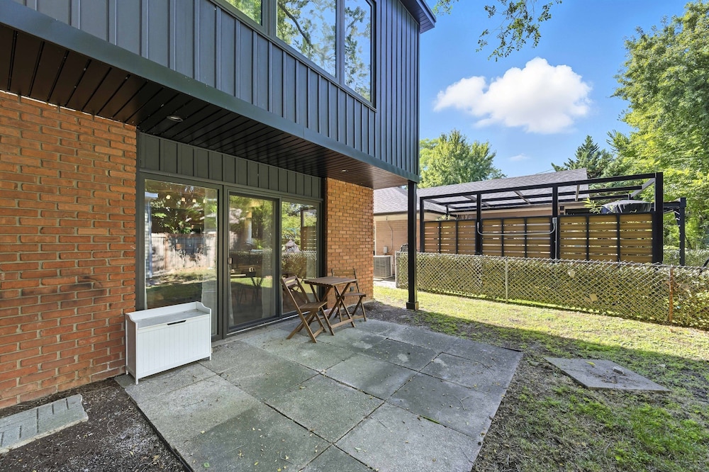 Bright Modern 3bed 2.5bath Evanston Home W/parking 3 Bedroom Home