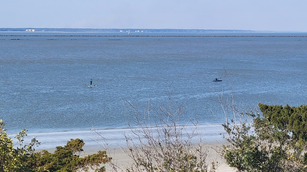 Beach Racquet B by Tybee Vacation Rentals