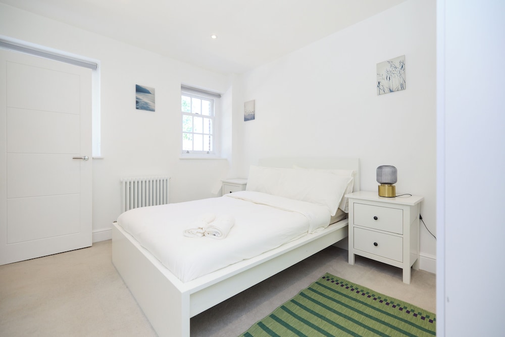Countryside Edge Flat