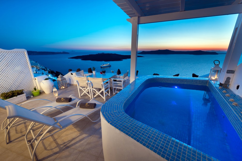 Iriana Suites