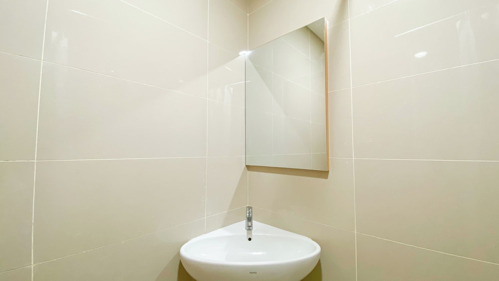 Simply And Nice Studio Apartment B Residence