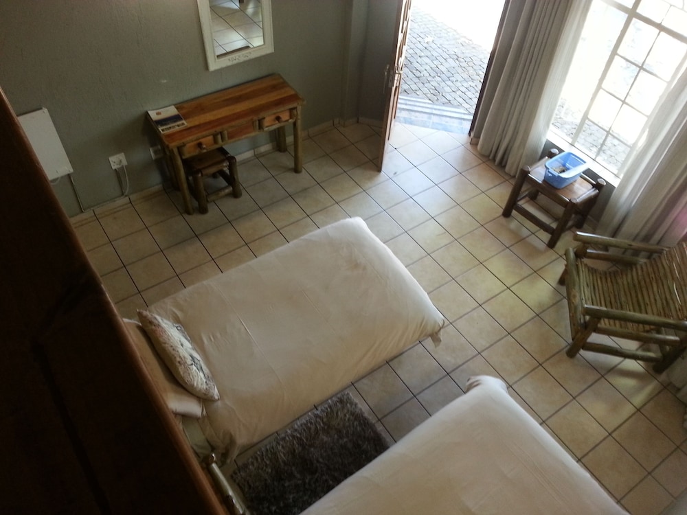 Bundu Lodge