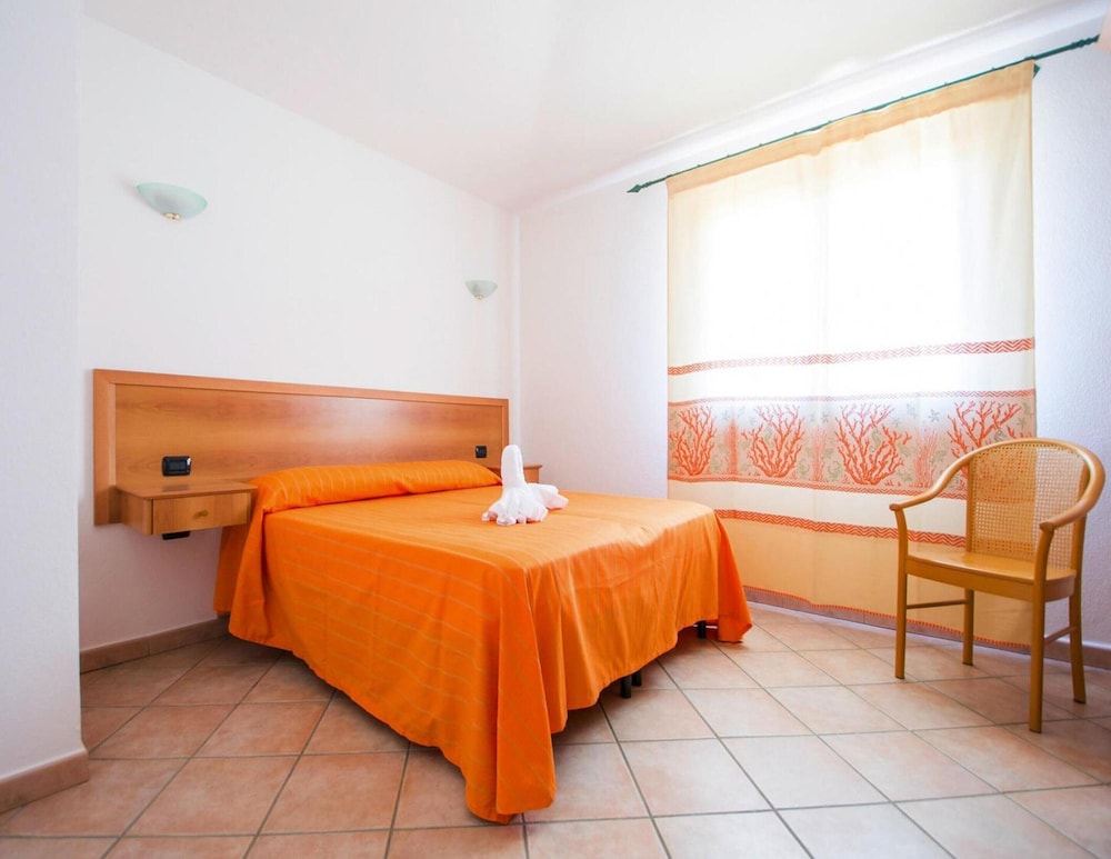 Apartment in Sos Alinos Near Cala Liberotto view 2