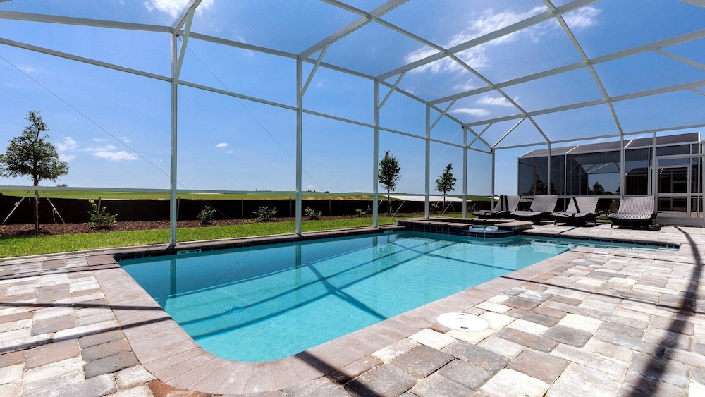 Family Oasis With Pool, Near Disney