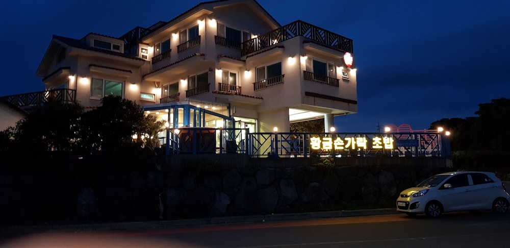 Jeju Tov Pension