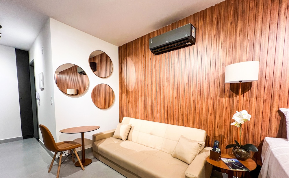Simple Smart - LikeHome Hospedagens