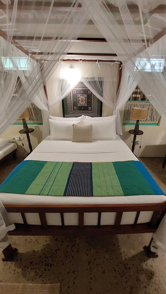 Ella Nine Peaks (Araliya Villa & The Club House)