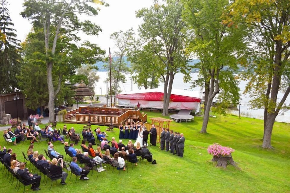 meeting & event spaces
