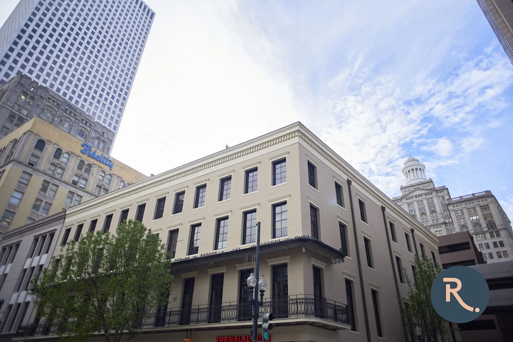 New Orleans Vacations - Roami at St. Charles - Property Image 1