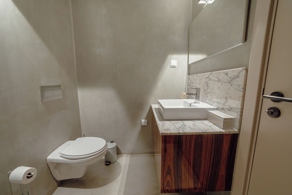 City Center Premium by Vacationy
