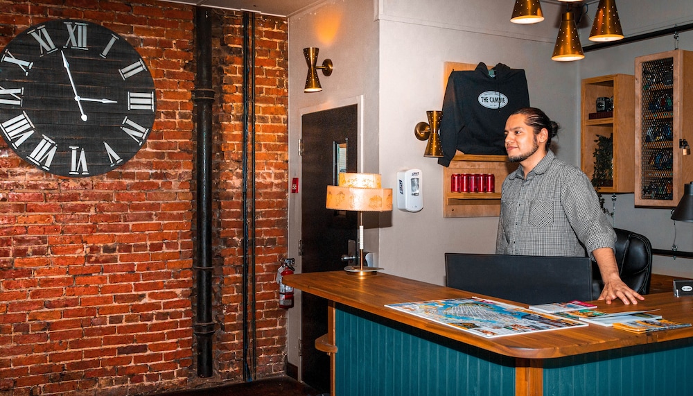 Cambie Downtown Hostel - Image 2