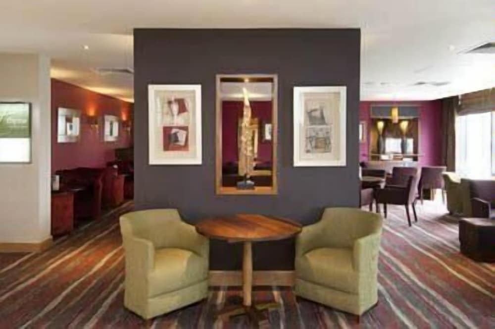 Premier Inn Heathrow Airport Terminal 5 3