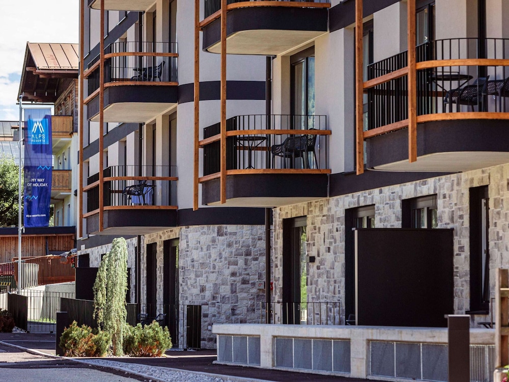 Modern Holiday Apartment With 2 Bedrooms in Fugen