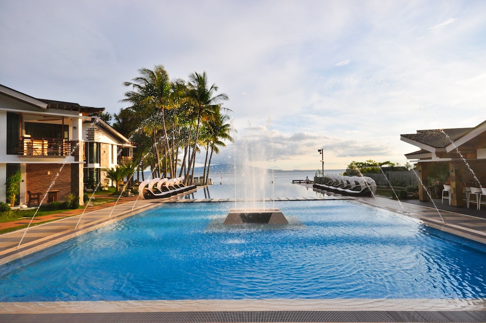 Infinity Resort