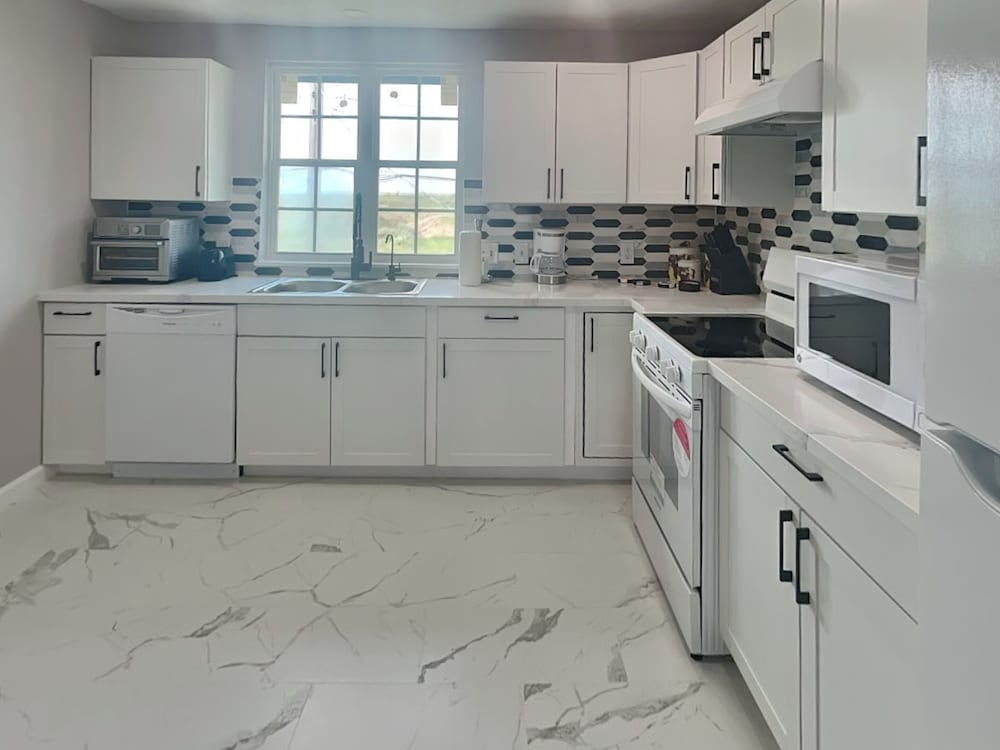 Ocean Oasis by Ryson Vacation Rentals