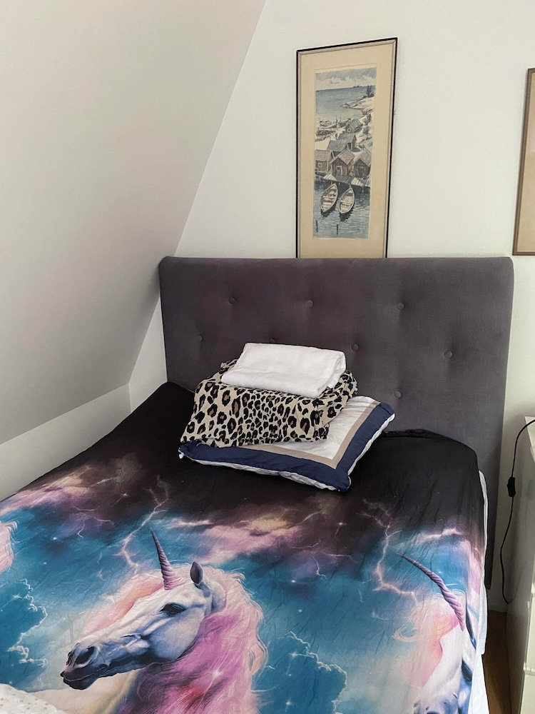 DR ASA Bed Breakfast near Golf Forest