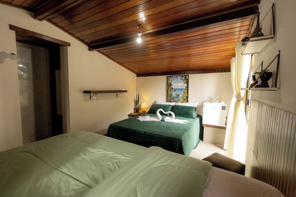 Ref gio em Angra - Su te Vista Mar Pet Friendly