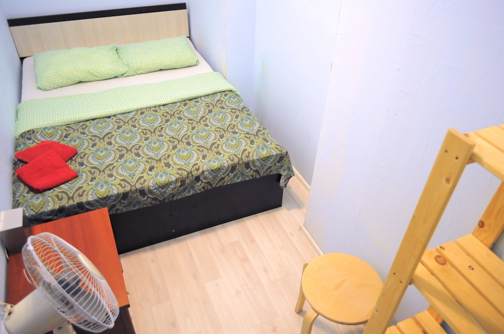 Photo 8