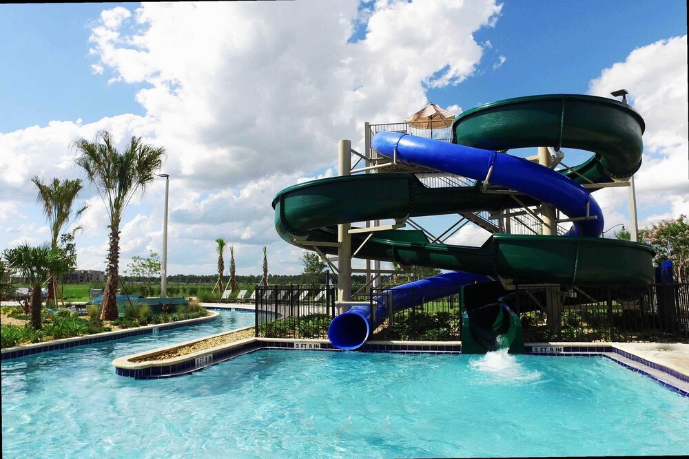 5BR Private Pool Resort Amenities Near Disney
