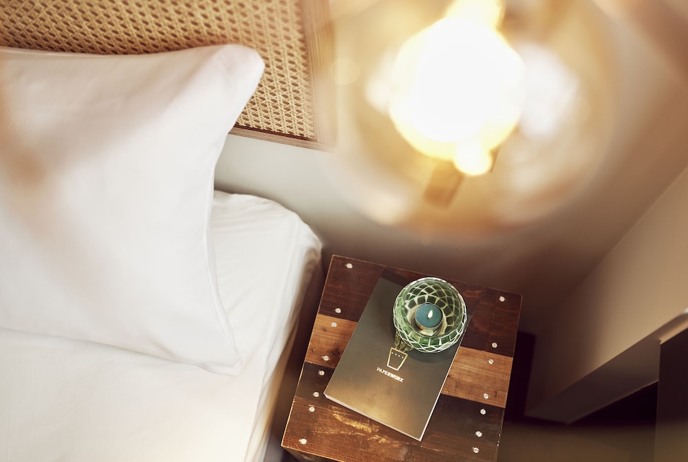 Hotel Hood House - Image 1