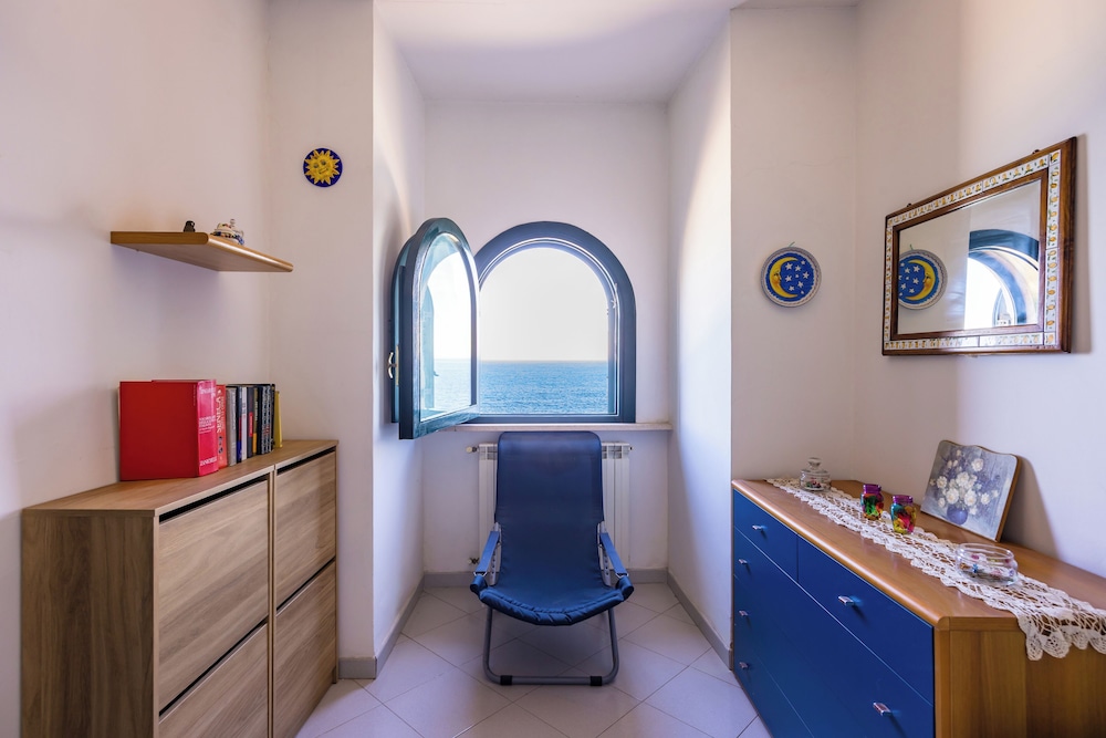 Heavenly Terrace by Napoliapartments