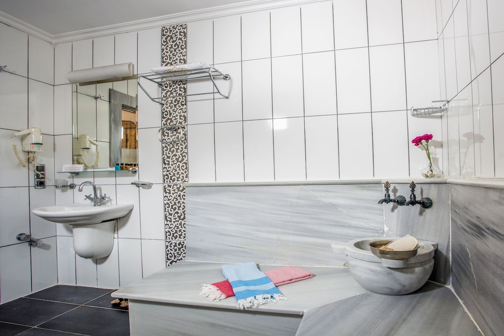 Bahçe Ev Oteli - Özel Sınıf - Image 88