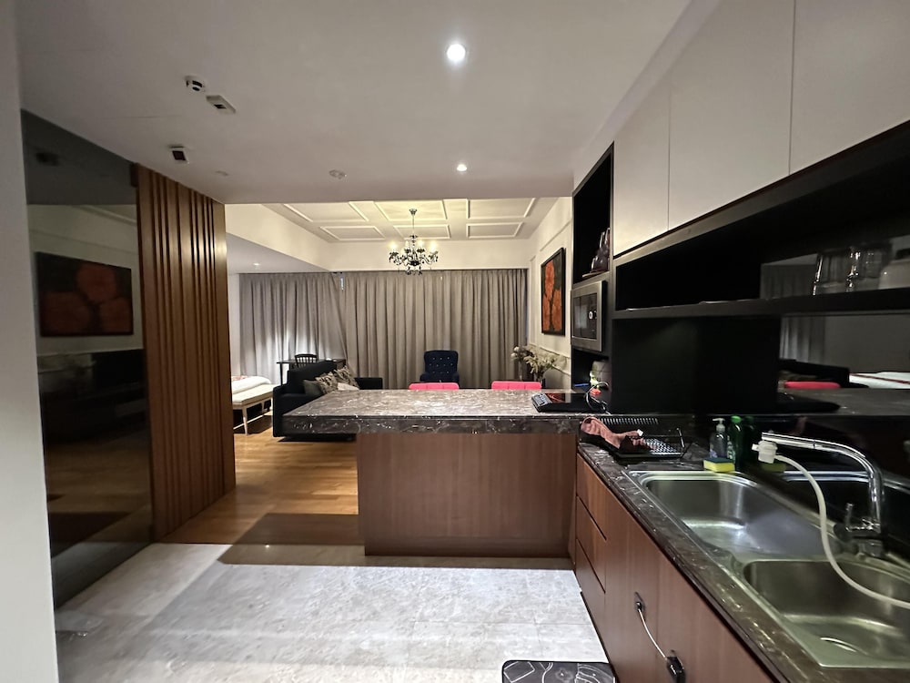 Klcc Studio With a Rooftop Garden/playground