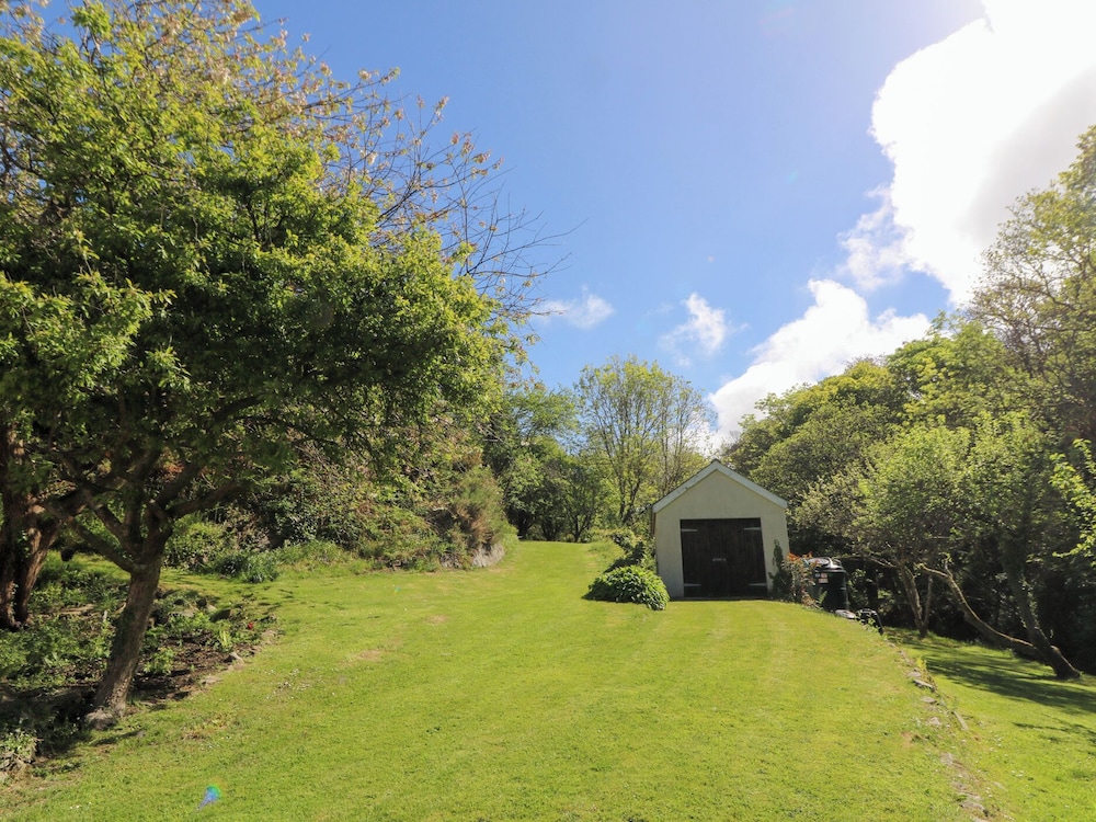 Glyn Yr Efail