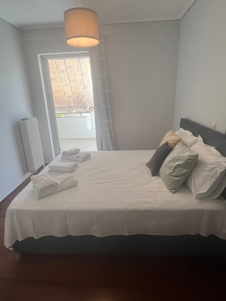 Neos Kosmos Cozy Retreat - Cental Comfort