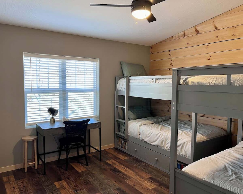 The Treetop Retreat Family Getaway in Scenic Hocking Hills