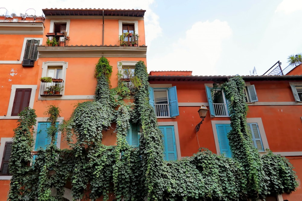 Garibaldi 2 - WR Apartments