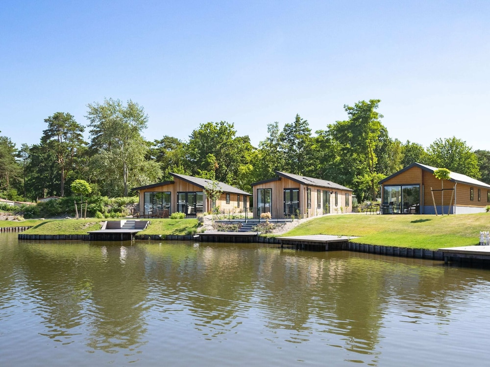Chalet With Dishwasher in the Green Kempen