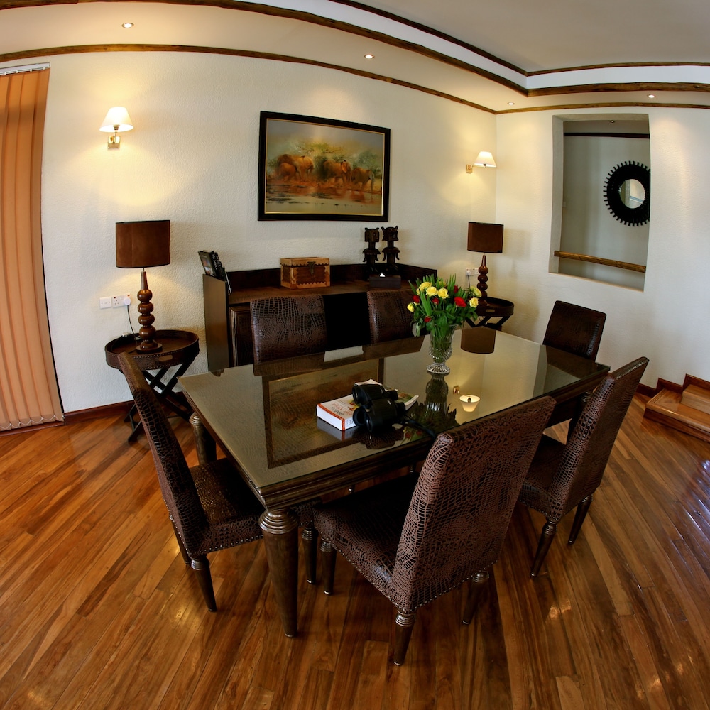 Chobe Safari Lodge | East Africa Uganda