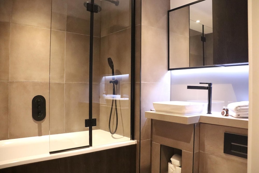 Luxury 2 Bedroom Apartment Near Central London