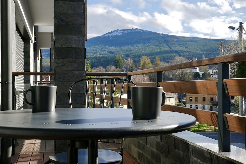 RentPlanet - Apartamenty Franciszkańska view 3