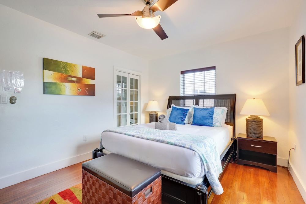 House w/ Shared Pool Access: 4 Mi to Beaches!
