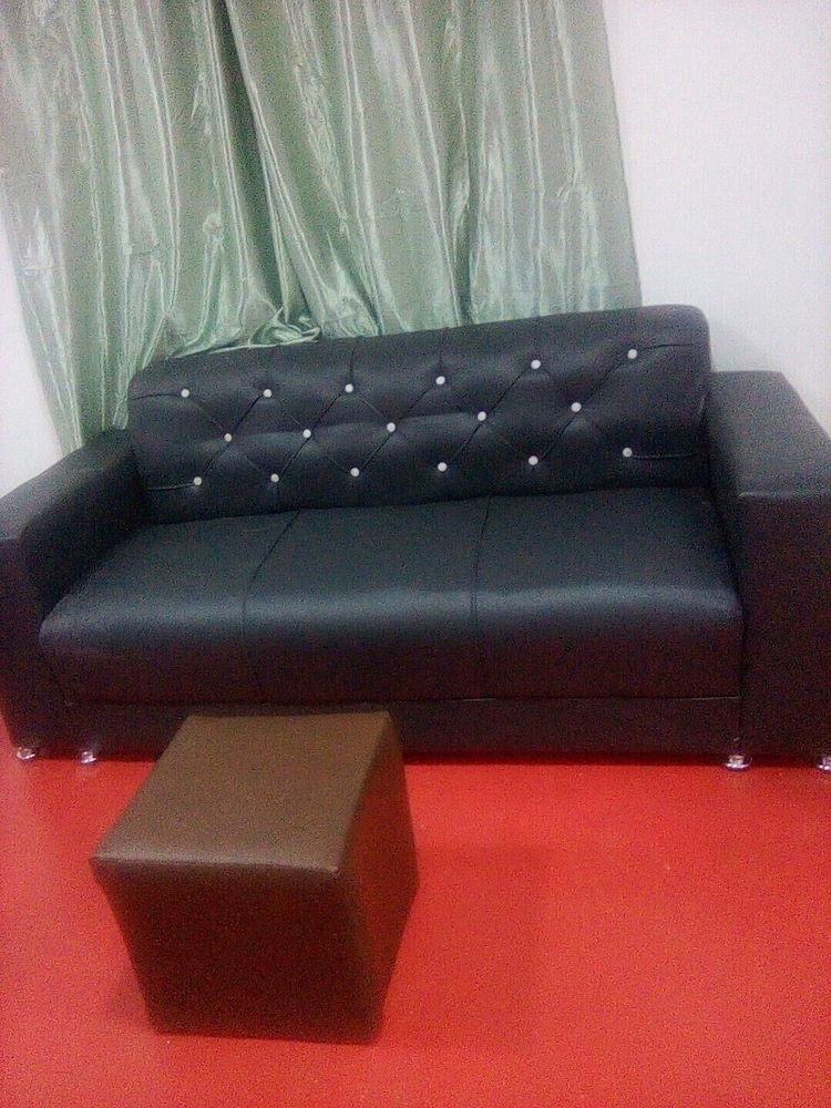 Regal Royal Suites