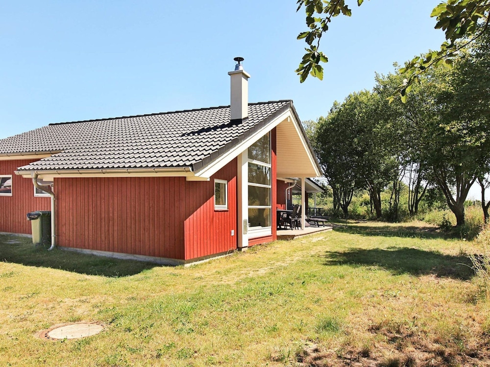 Pretty Holiday Home With Indoor Sauna