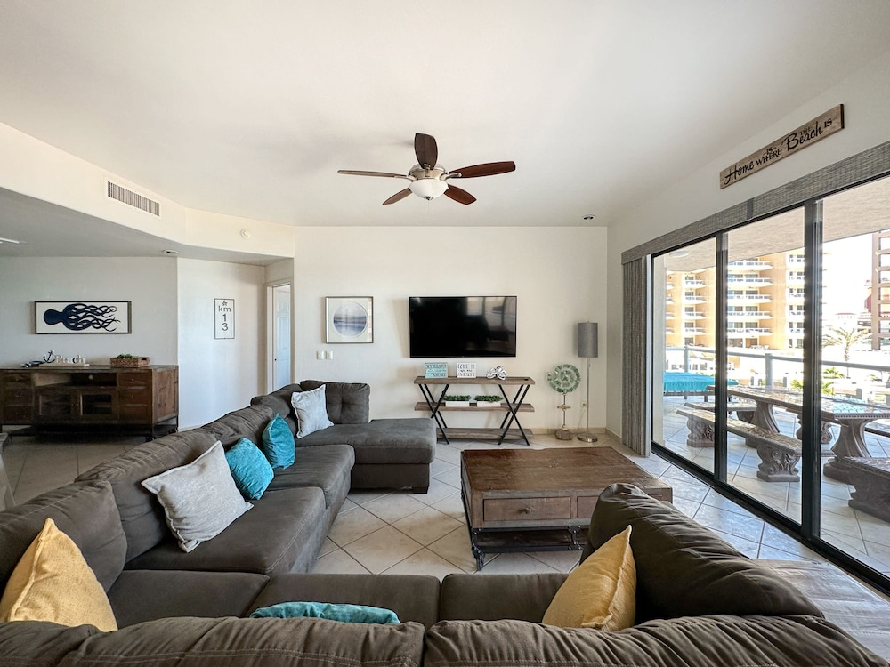 3BR Gem at Sandy Beach Area