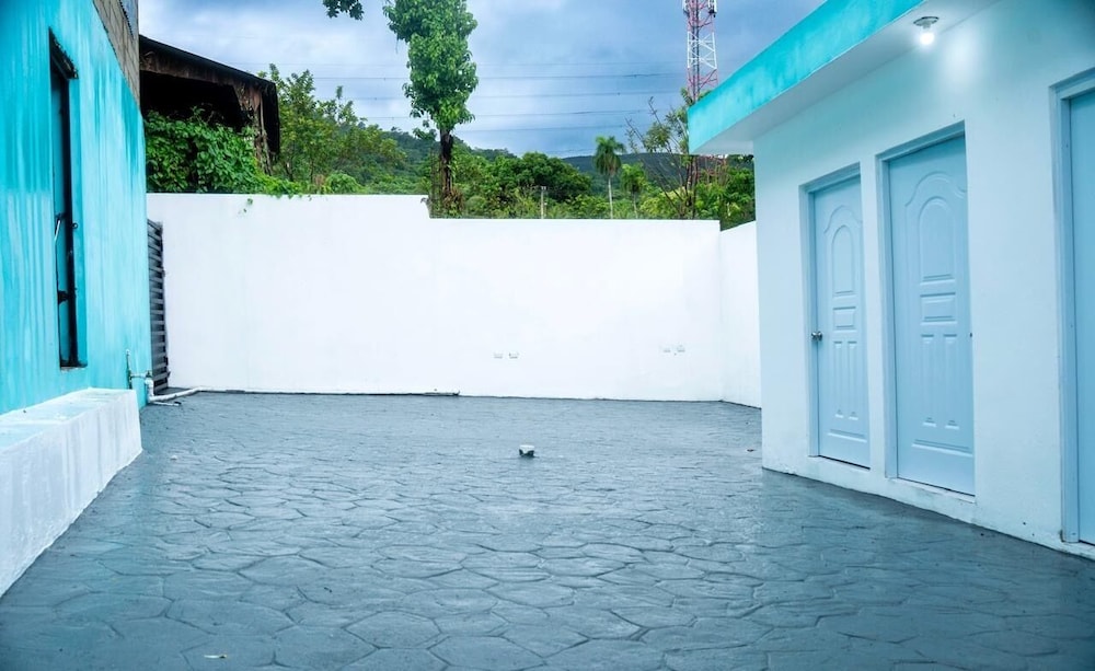 Centrally Located in El Pino la Vega, Space for 8 or More Guest, Heated Pool