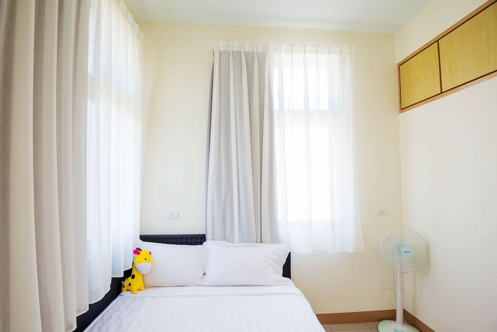Happy Home Stay