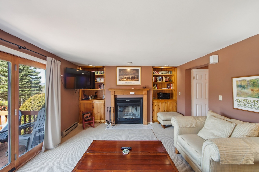 Hawkeye 21e - Spacious Townhome For Families 2 Bedroom Townhouse by The Summit at Gore Mountain
