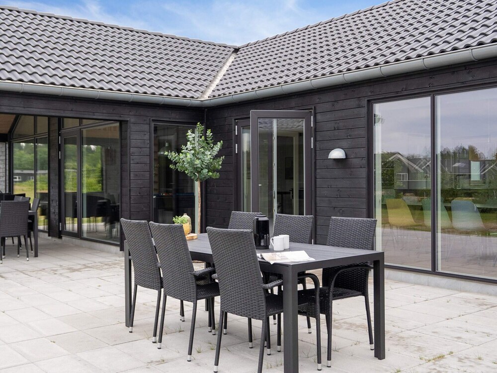 5 Star Holiday Home in Norre Nebel