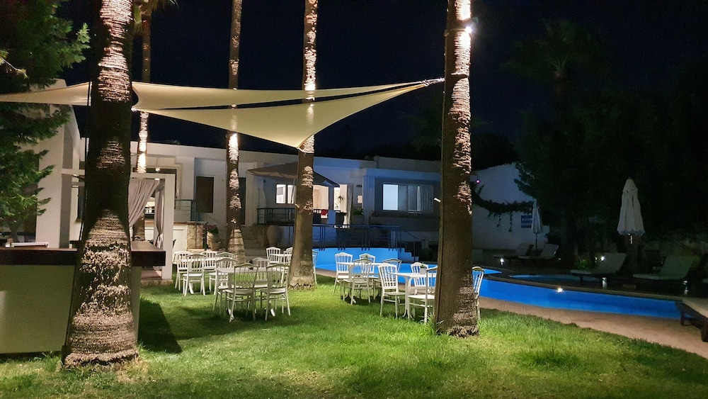 Elizabeth Suites, photo 19
