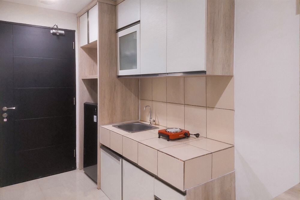 Stunning Studio At Paramount Skyline Apartment