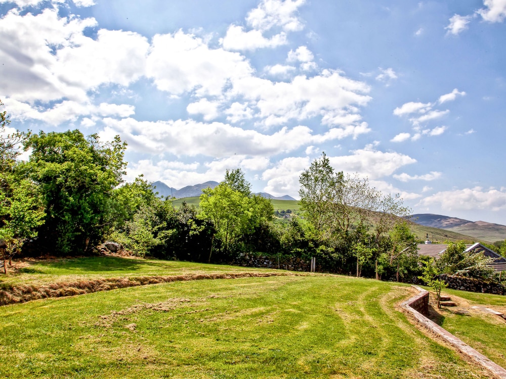 Silver Birch House view 3