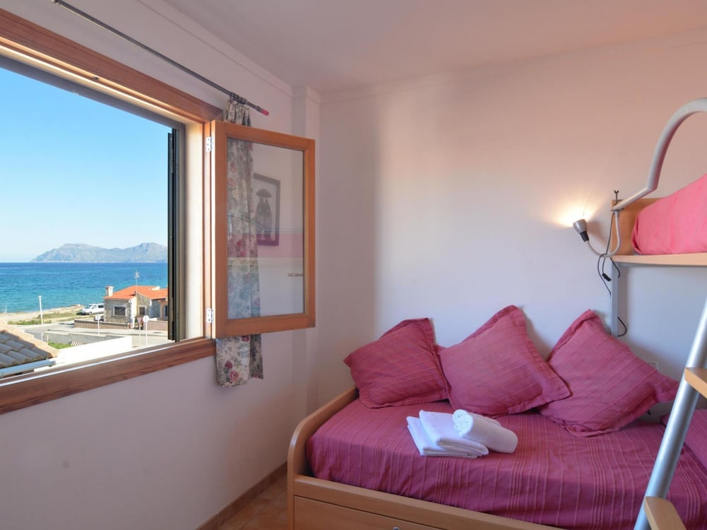 Son Serra Beach Apartment sea Views and Terrace