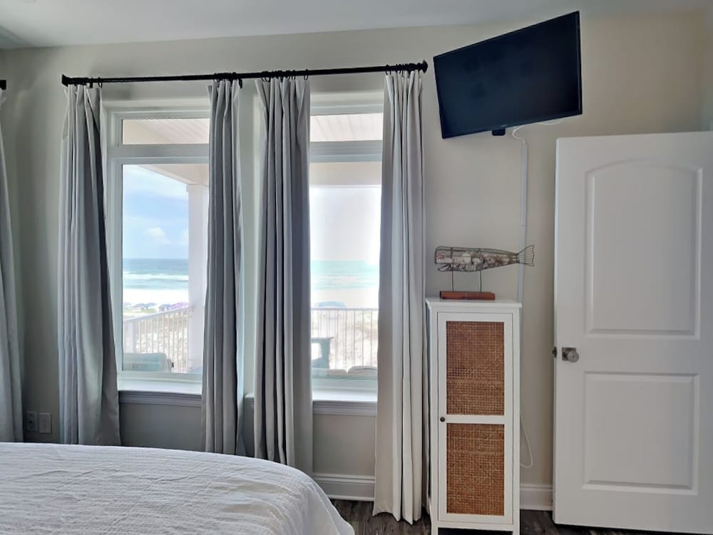 La Bella Luna by Southern Vacation Rentals view 3